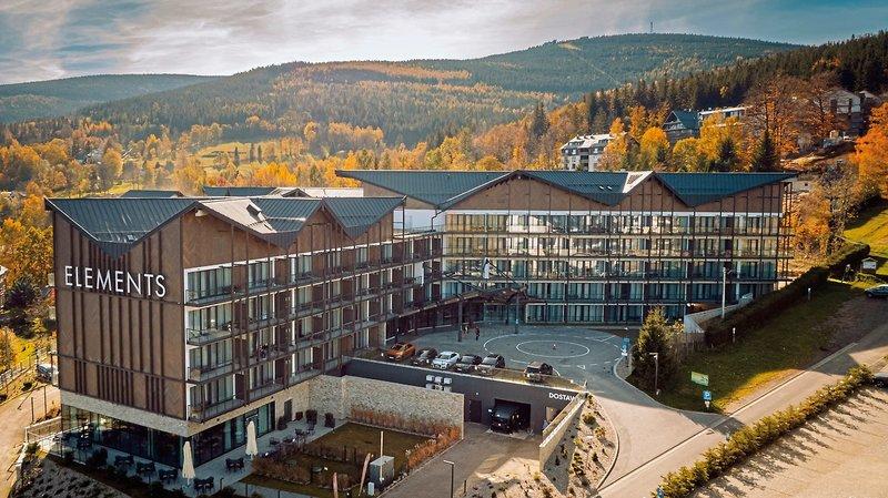 Elements Hotel & SPA 4*