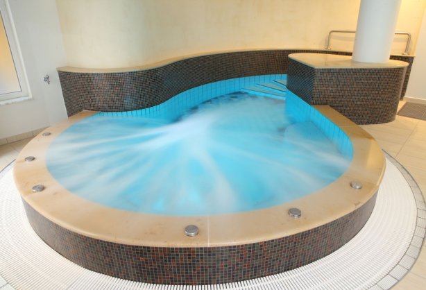 hotel_heviz_palace_wellness whirlpool