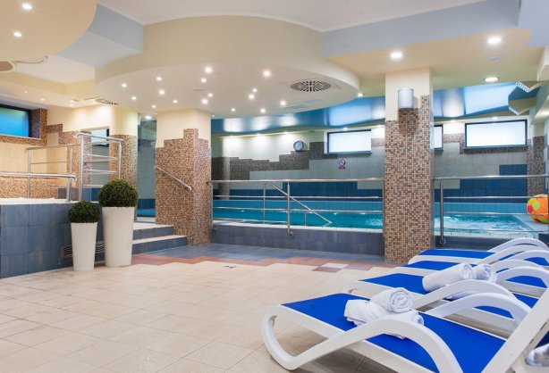 Ikar Centrum_Pool