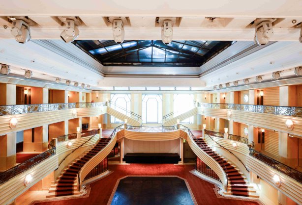Ballroom__Hotel_Bayerischer_Hof