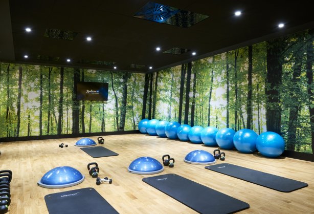 radisson_blu_resort_swinoujscie-by_zdrojowa-zdjecie-photo-sala_fitness-fitness_room-plus_logo-01-hires.jpg