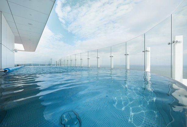 radisson_blu_resort_swinoujscie-by_zdrojowa-zdjecie-photo-sky-pool-basen-03-hires.jpg