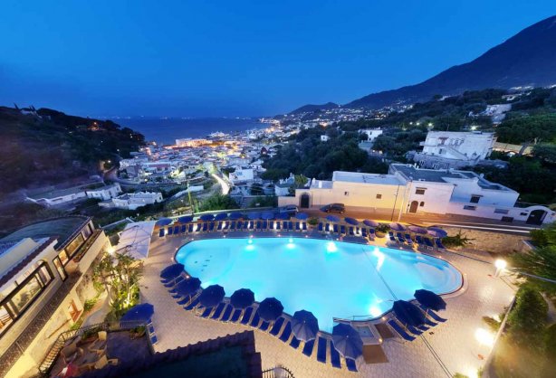 piscinahotelsanlorenzo-n9fg.jpg
