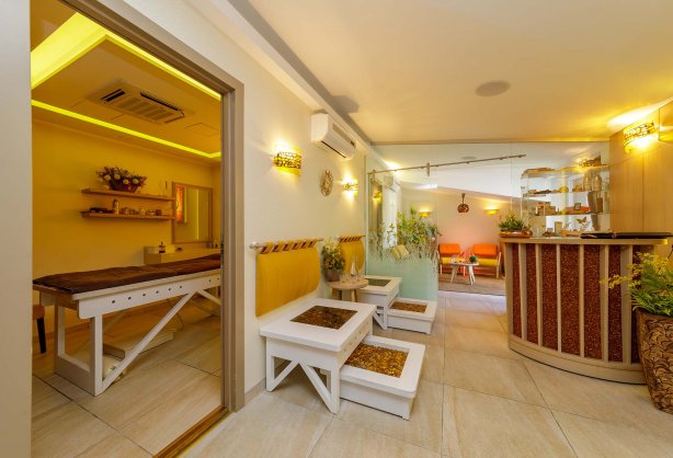 Amber SPA (2)