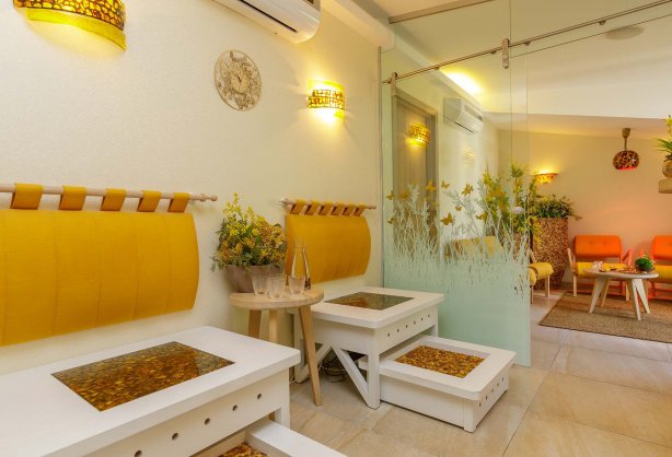 Amber SPA (3)