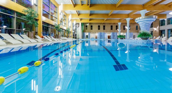 swimming pools (1)