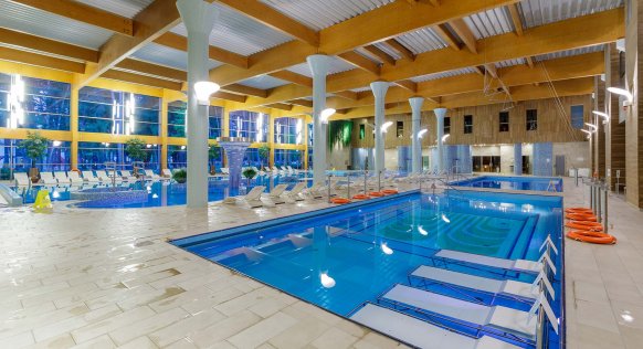 swimming pools (2)