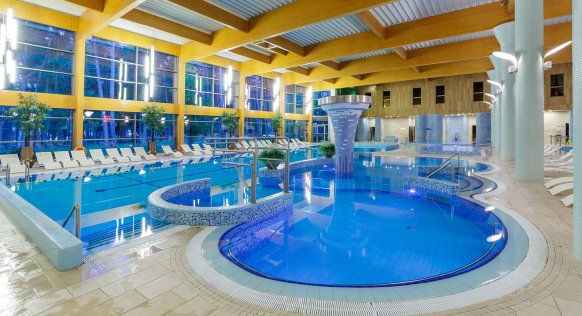 swimming pools (3)