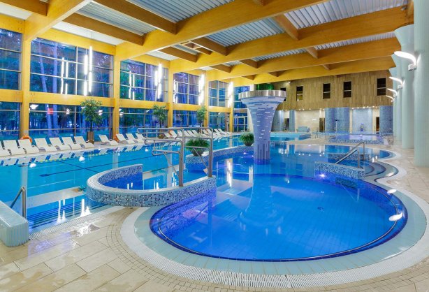 swimming pools (3)