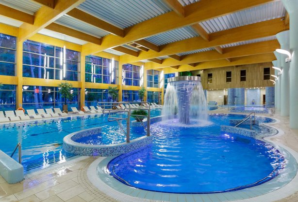 swimming pools (4)