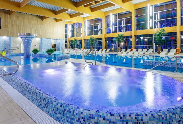 swimming pools (6)