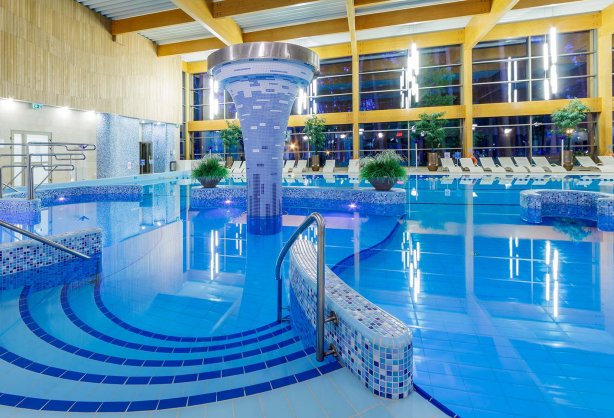 swimming pools (7)