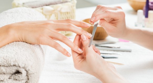 manicure.jpg