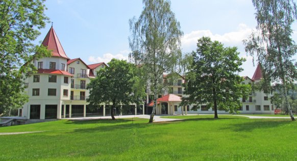 1nowy_zdroj_polanica_zdroj_widok_obiektu2.jpg