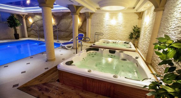 jacuzzi.jpg