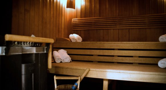 sauna-3.jpg