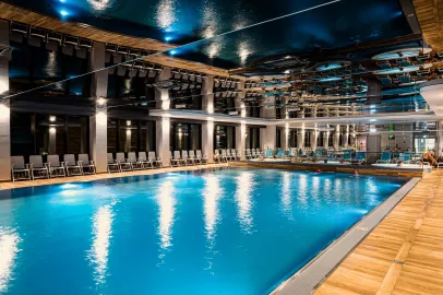 Schwimmbad (5)