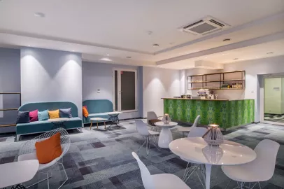 hotel_5.jpg