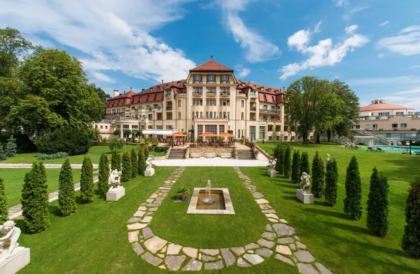 Health Spa Resort Thermia Palace