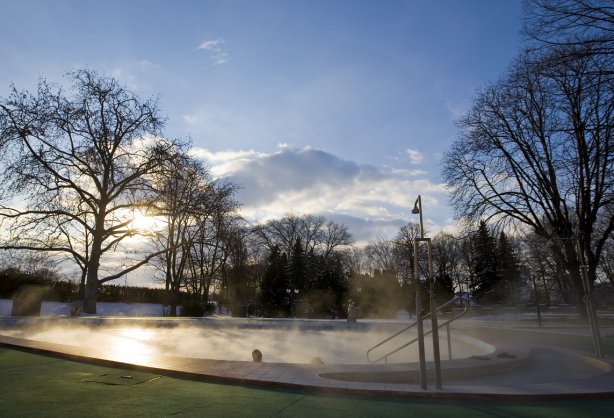 thermia-palace-winter-pool.jpg