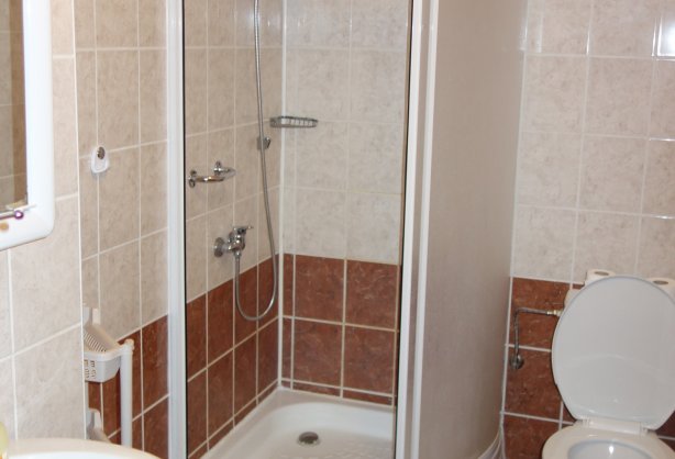 dusche_a.JPG