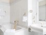 radium-palace_kat.-suite_bathroom.jpg