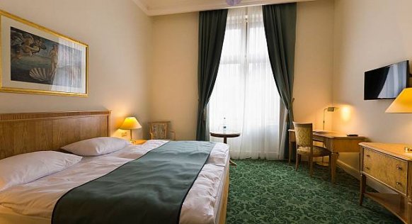 double-room-handicap-01.jpg