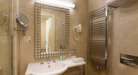 single-room-bathroom-01.jpg