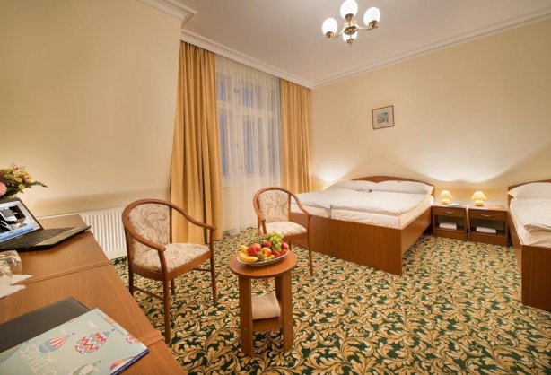 ea_hotel_elefant_pokoj_trojluzkovy-6.jpg