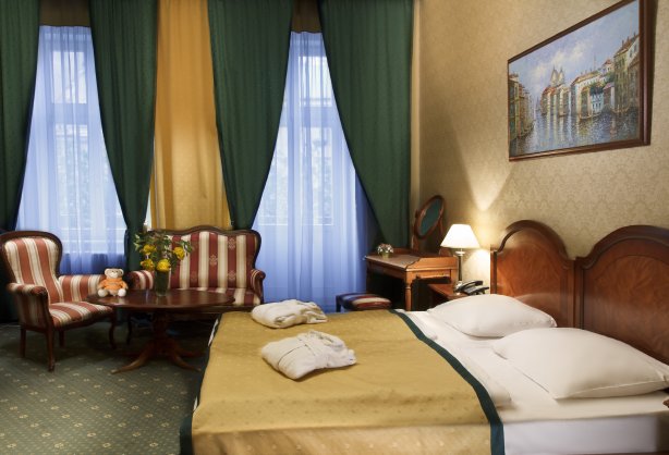 room-201_2.jpg