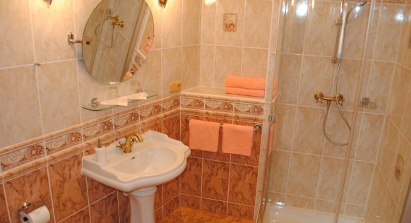 h17001.jpg