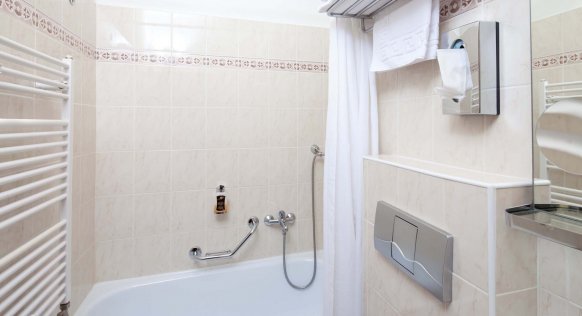 spa-resort-sanssouci-blue-house-standard-double-room-bathroom.jpg