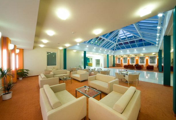 spa-resort-sanssouci-green-house-atrium-lobby-bar.jpg