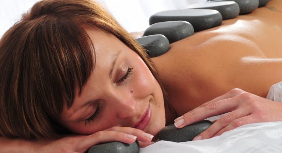 hot-stone-therapy.JPG