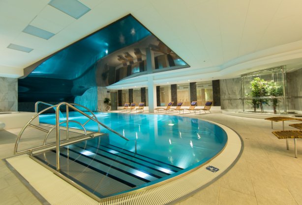 indoor-pool-2.jpg