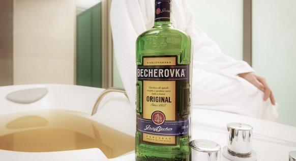 _15__becherova_koupel_4a0801-min.jpg