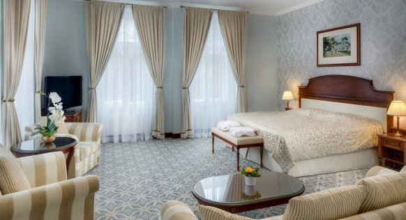 maria-spa_junior-suite-deluxe_web.jpg