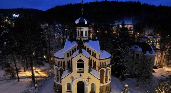 hotel_view_to_church_and_city.JPG