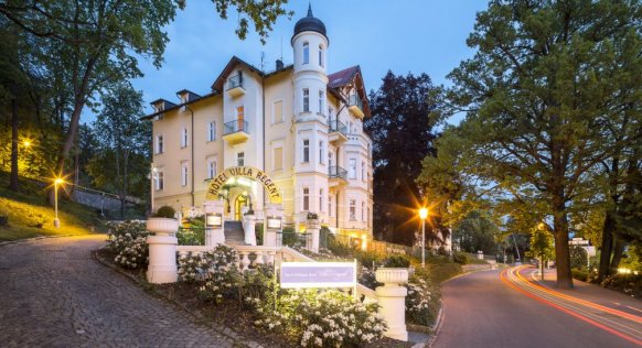 villa-regent.jpg
