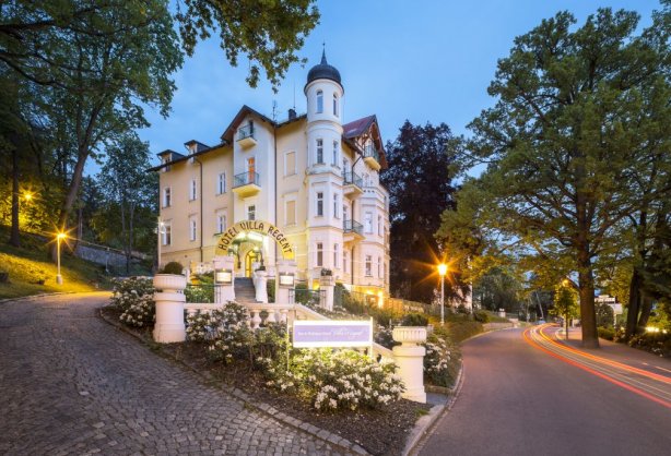 villa-regent.jpg
