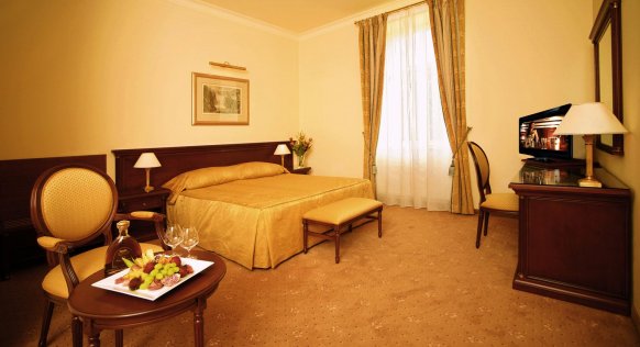 rooms-confort-hotel-savoy-westend.jpg