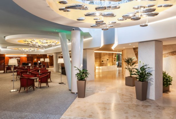 hotel_heviz_ensana aqua_lobby2