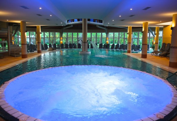 pool_innen