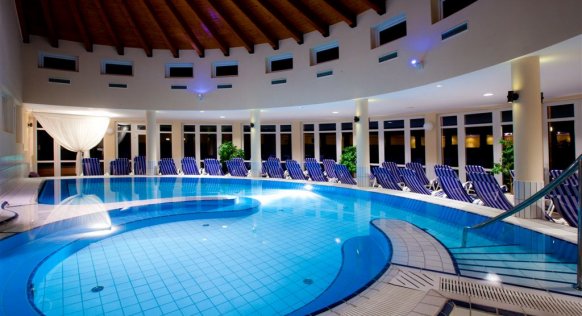 pool_innen4