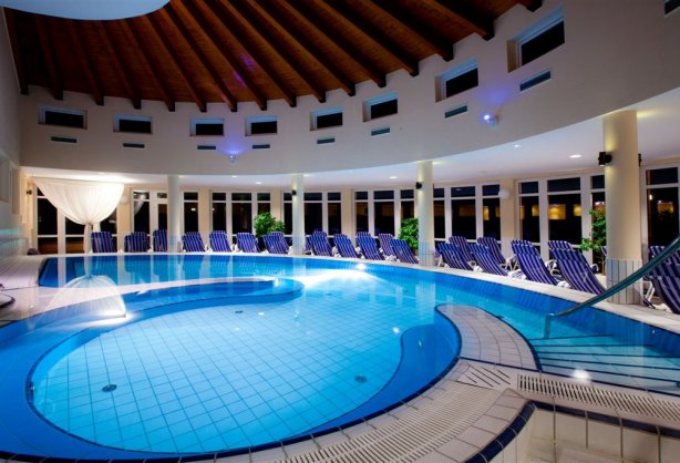 pool_innen4