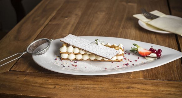 restaurant11