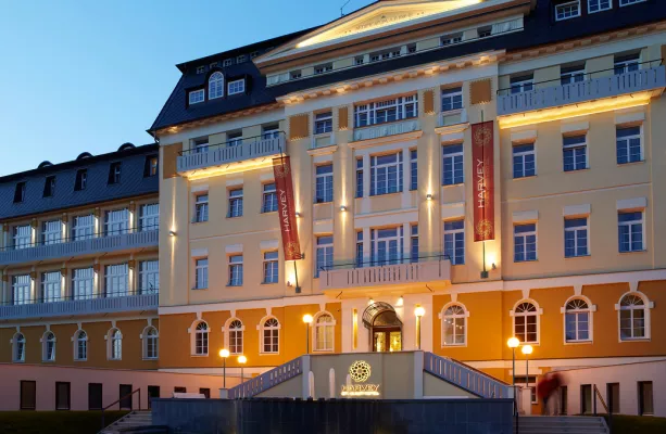 Kurhotel Harvey inkl. 12 Kuranwendungen und Haustürtransfer Kurhotel Harvey