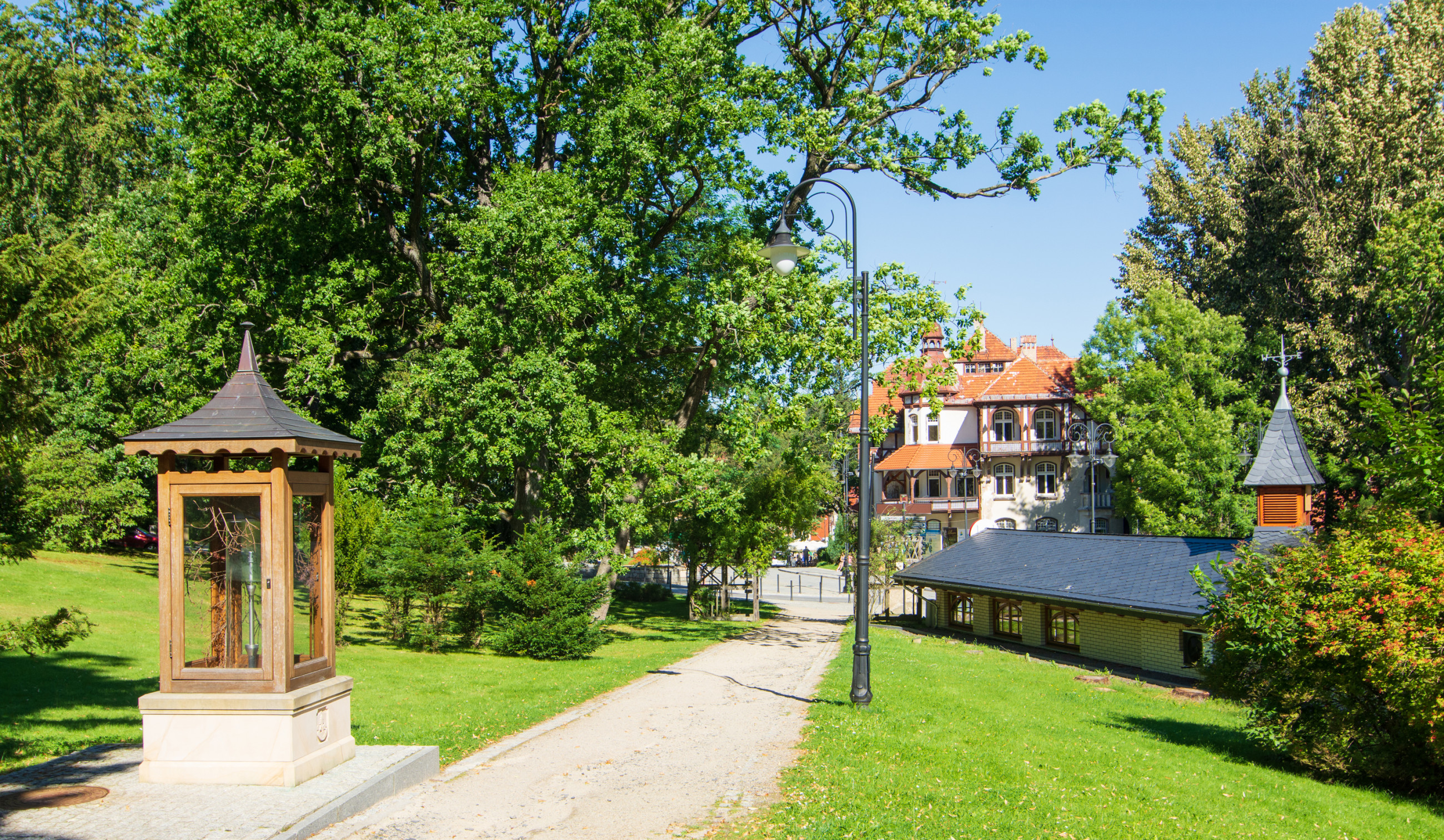 Spa-Park im Kurort Świeradów Zdrój in den Góry Izerskie Bergen in Polen